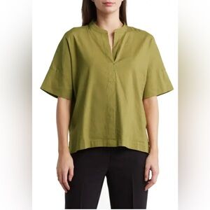 T Tahari Split Neck Popover Top
